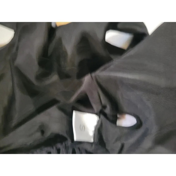 Women’s Black Pullover Bikini Swim Top with Removable Cups - Small - Picture 6 of 8